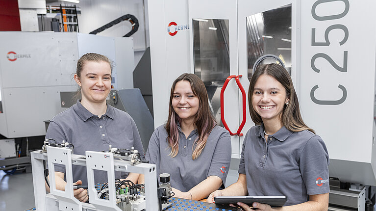 Mädchen-Förderprogramm bei der HERMLE AG_3