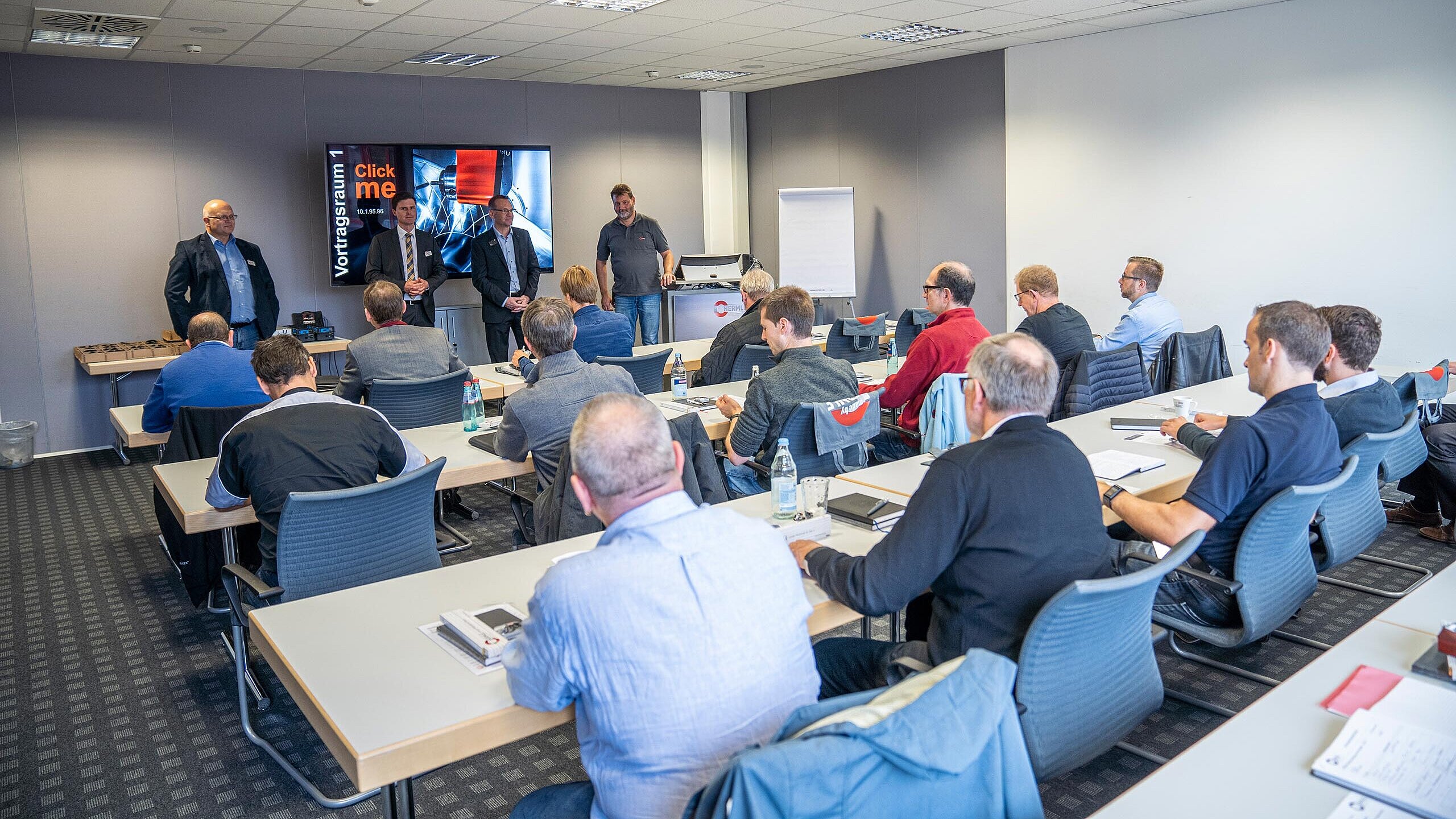 The additive manufacturing workshop on the Hermle premises in Gosheim