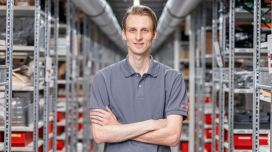 Auszubildender als Fachlagerist bei HERMLE