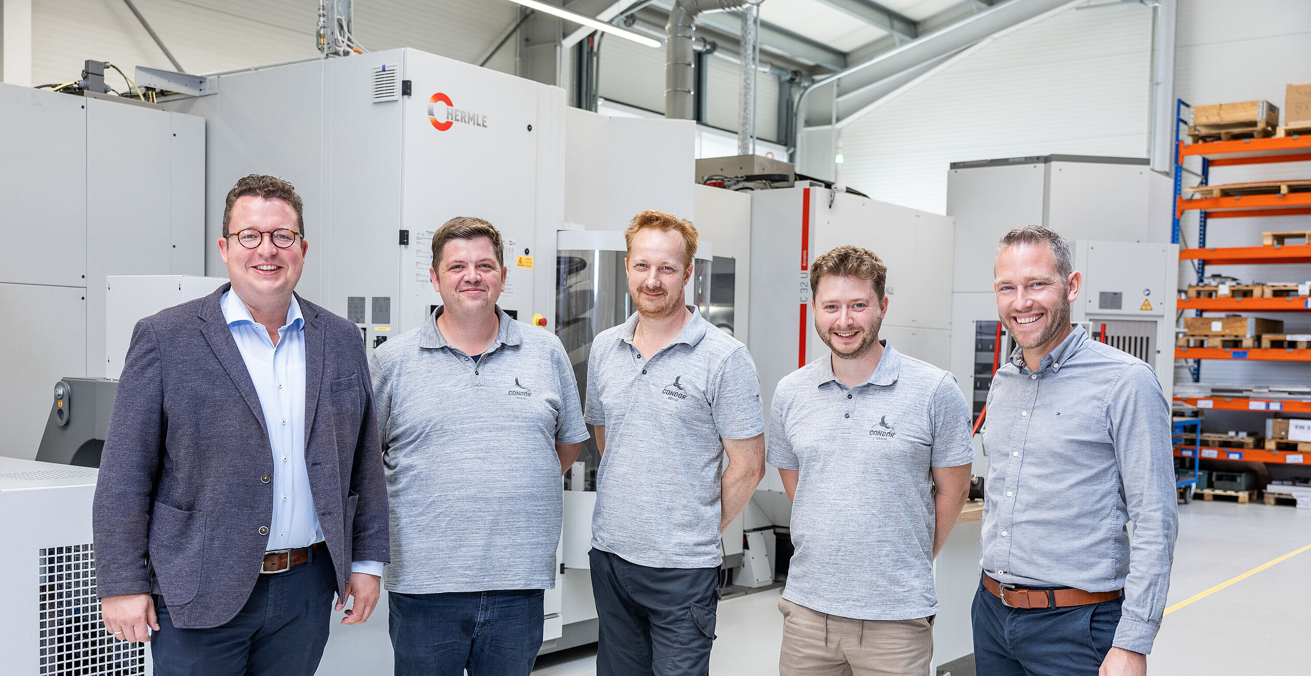 Condor-Team: Dominik Schulte, Geschäftsführer, Sebastian Rusche, Leiter Fräsabteilung, Oleg Peters, CNC-Fräser, Erhardt Jost, Programmierer, und Sebastian Ilsen, Betriebsleiter