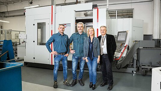 Oscar Bertoni - Produktion, Giordano Belleri - Produktion, Giovanna Fausti - CEO Fausti und Ernesto Molinari - Direktor Hermle Italia