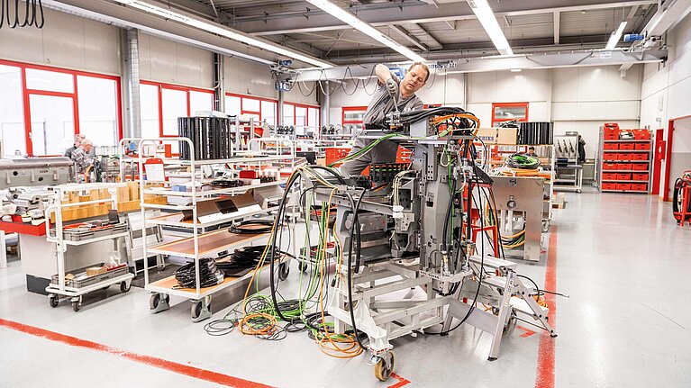 Das Studium Elektrotechnik bei der HERMLE AG