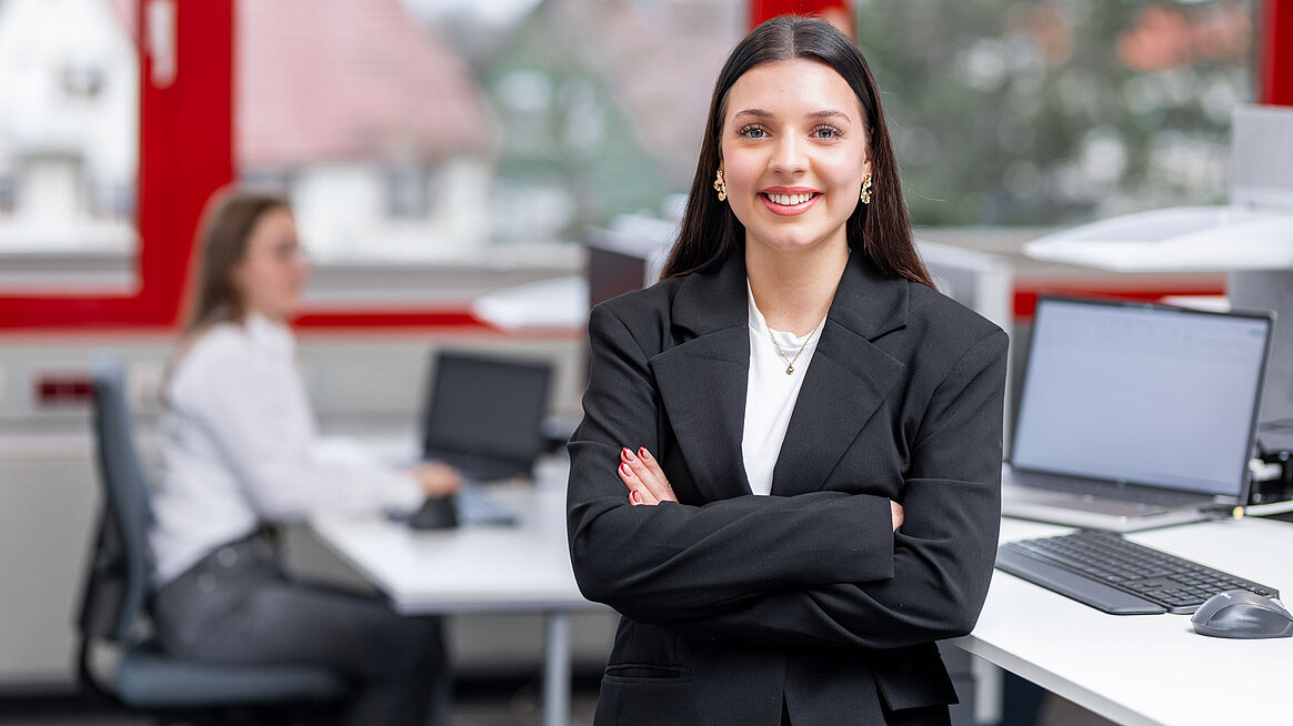 Auszubildende als Industriekauffrau bei HERMLE